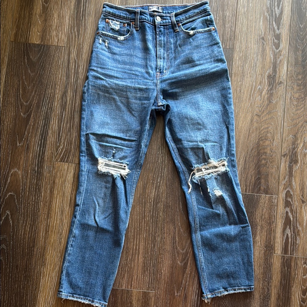 Abercrombie & Fitch Ultra High Rise Ankle Straight Jeans